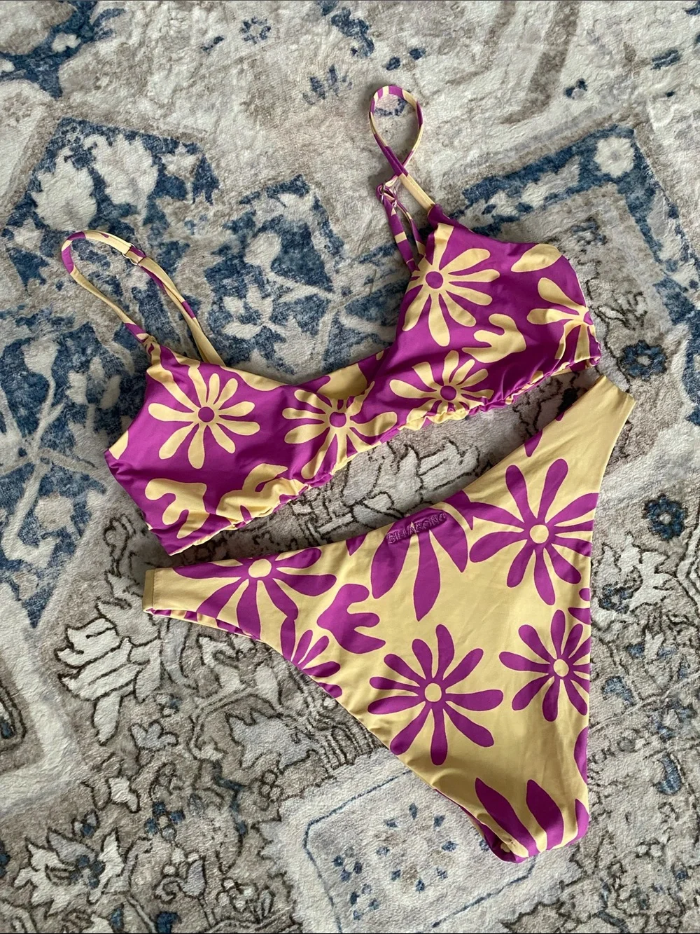 NWOT Billabong Purple/Light Yellow Floral Print Bikini Set (Deep Sea Daisy)